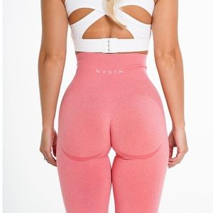 Coral Contour Seamless Leggings